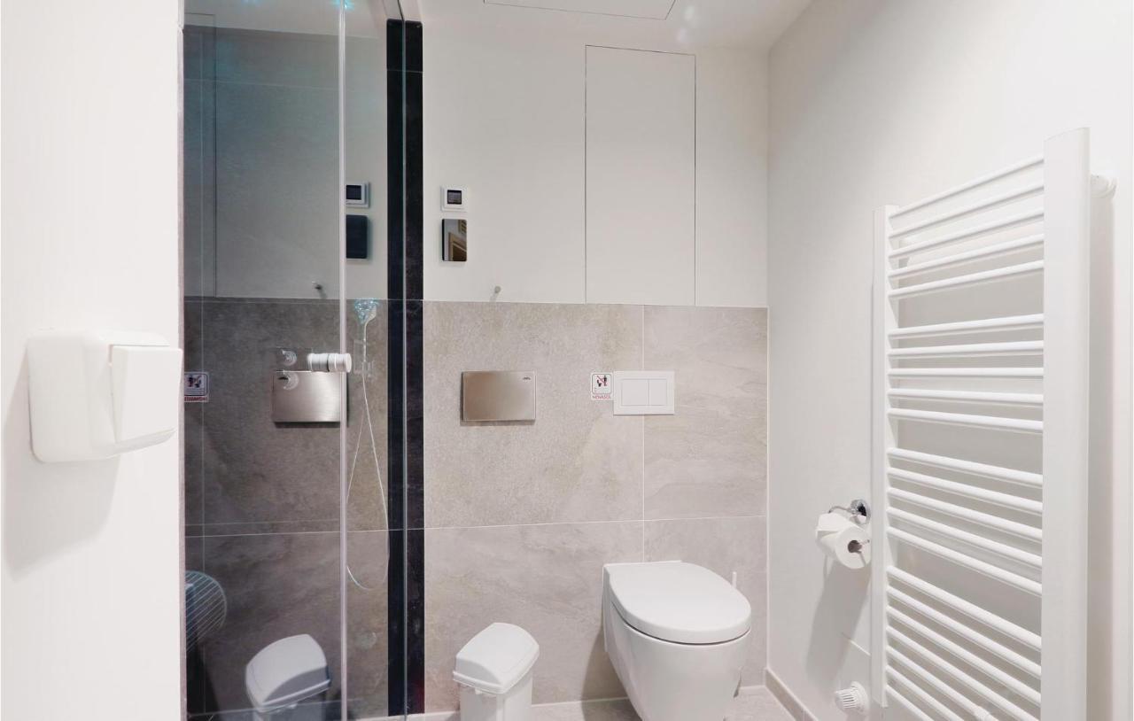 Stunning Apartment In Luebeck Travemuende With Wifi 외부 사진